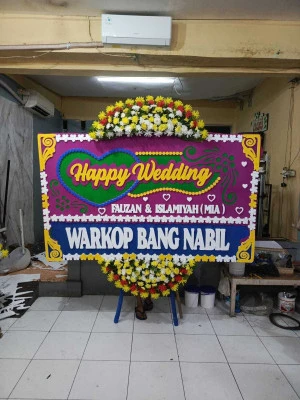 Papan Bunga di Cipadu